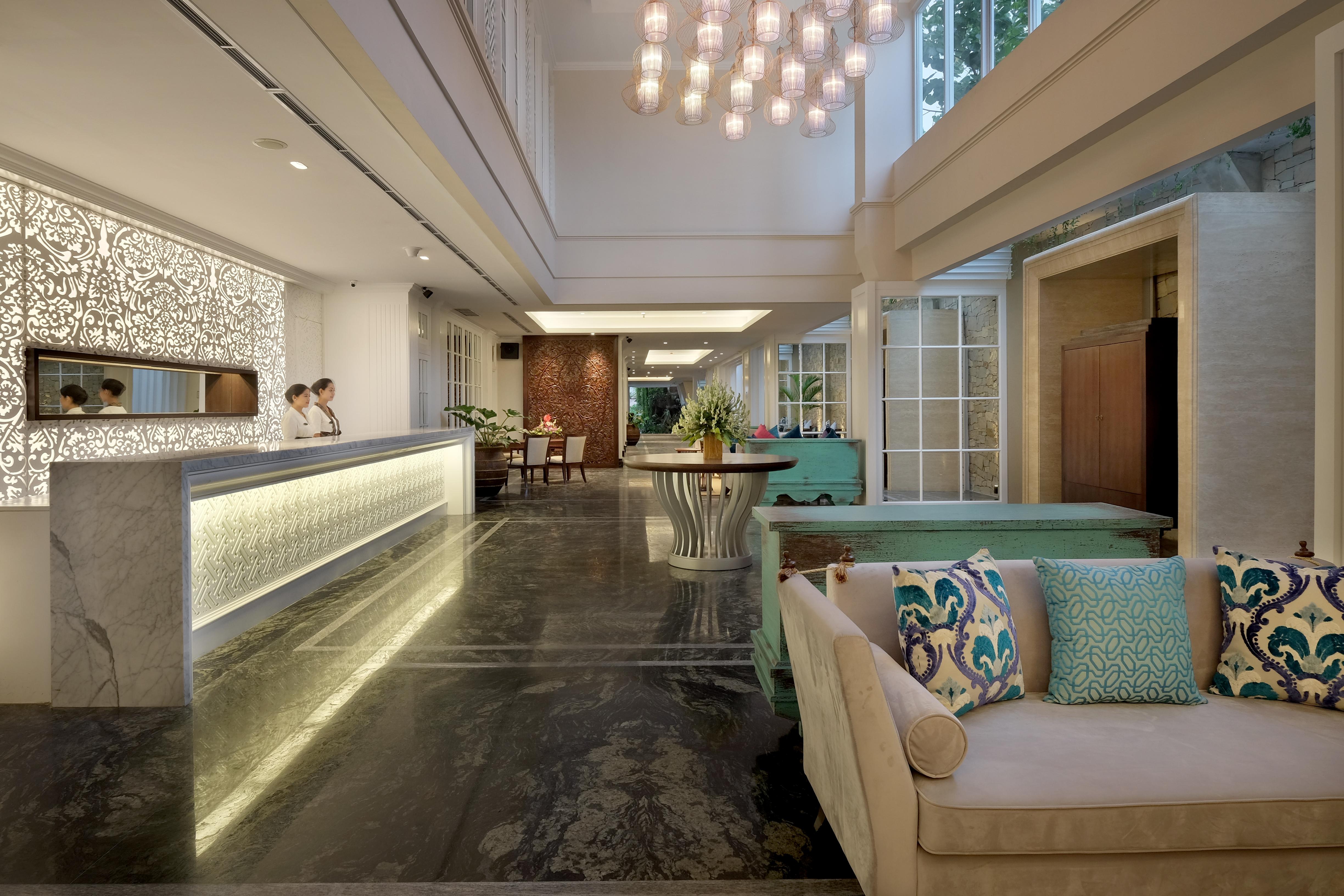 Jambuluwuk Oceano Seminyak Hotel Zewnętrze zdjęcie The lobby of the hotel