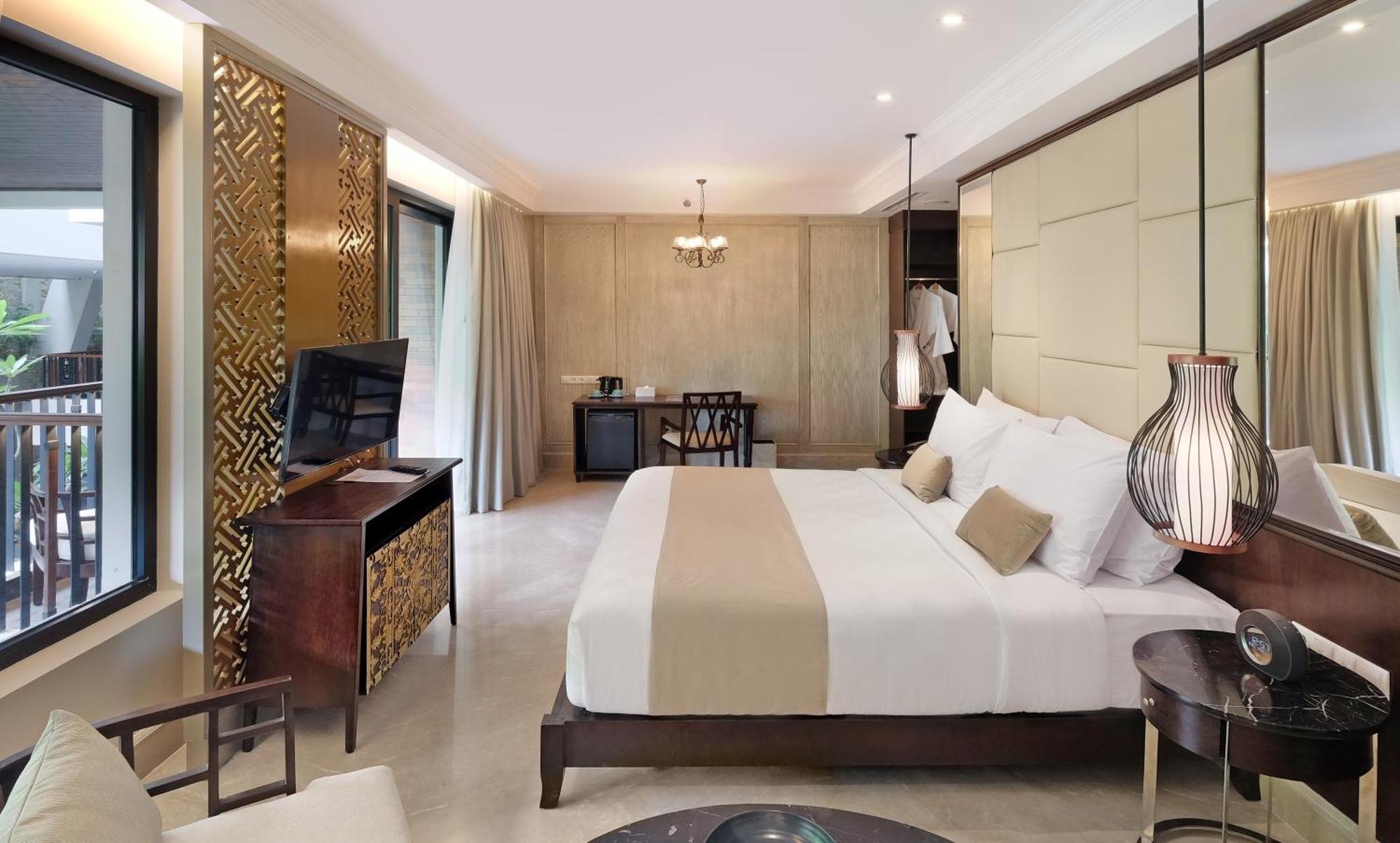 Jambuluwuk Oceano Seminyak Hotel Zewnętrze zdjęcie A bedroom at the hotel