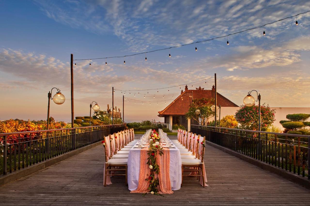 Jambuluwuk Oceano Seminyak Hotel Zewnętrze zdjęcie The Westin The Royal